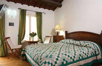 Casa de hóspedes Bollo 3*